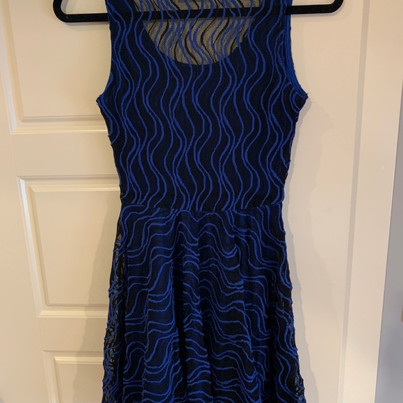 Modcloth's Topo the Charts Dress - Picture 5 of 5